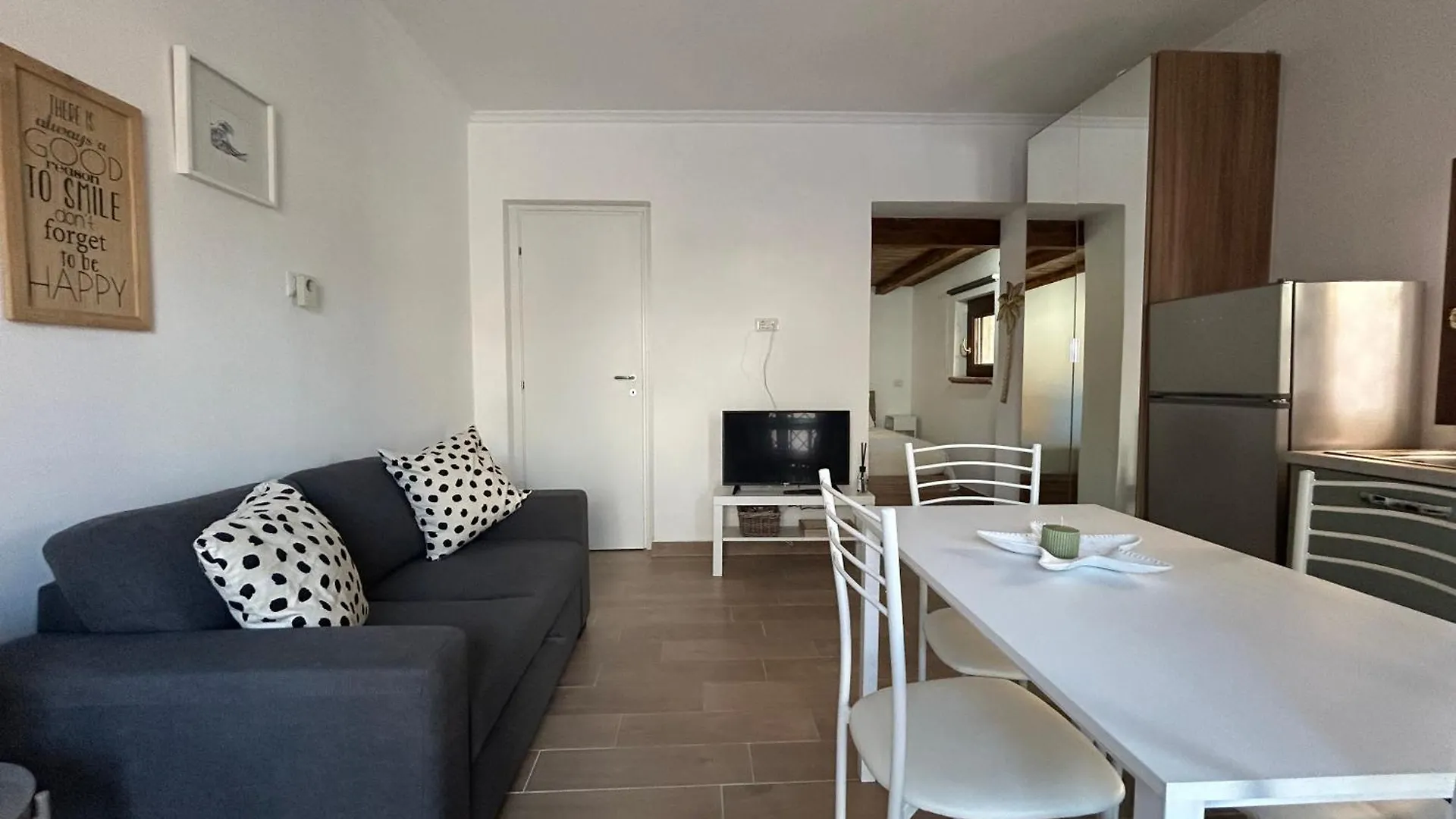 Appartamento Per Vacanze-Casa Sole Fiumicino 0*,  Italy