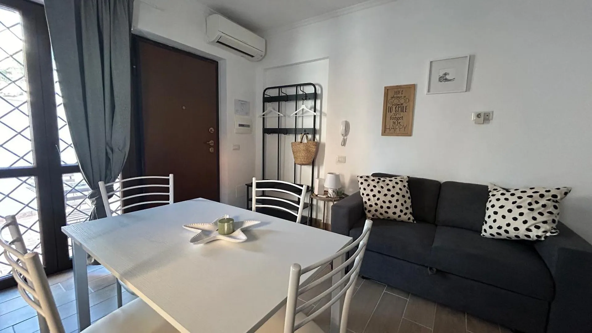 Appartamento Per Vacanze-Casa Sole Fiumicino Italy
